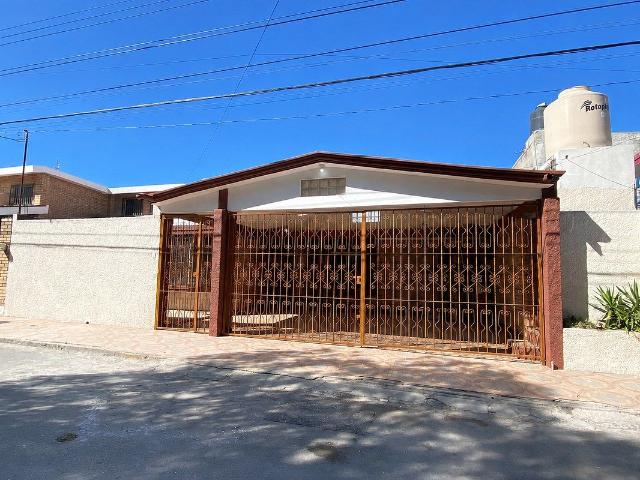 RENTA casa de 1 piso en Fracc. Miravalle al Sur de la Ciudad