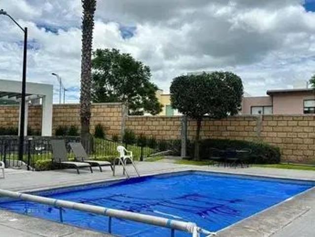 Renta Casa El Refugio Privada Seguridad Alberca Jardin Cerca