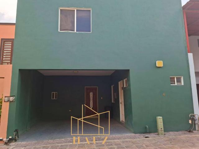 Renta Casa en Cumbres 2 Sec. Los Altos Amueblada y equipada