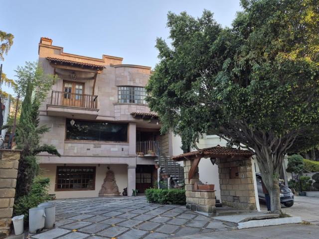 RENTA CASA EN CLUB DE GOLF BELLAVISTA