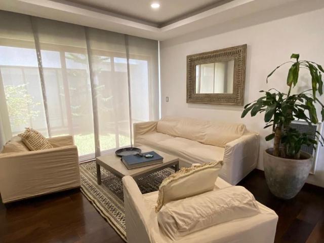RENTA CASA EN CONDOMINIO CALLE CERRADA EN LAS ÁGUILAS
