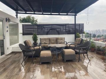 Renta casa en condominio amueblada en Fuente Portal de las Flores