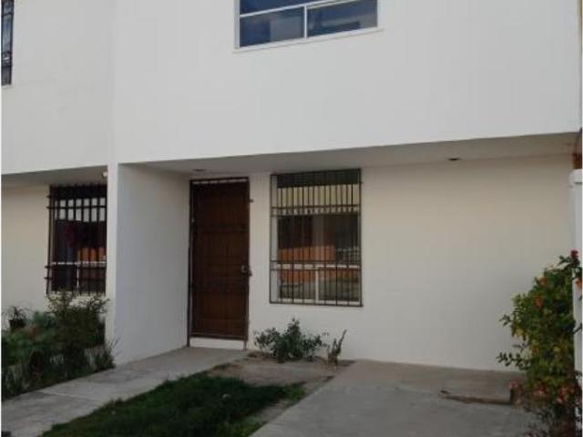 Renta Casa en Condominio en Cuautlancingo, Puebla Cerca de Plaza San Diego