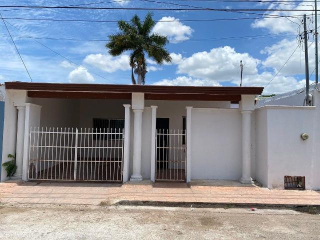 RENTA CASA EN CORDEMEX, 2 REC, JUNTO AVENIDA