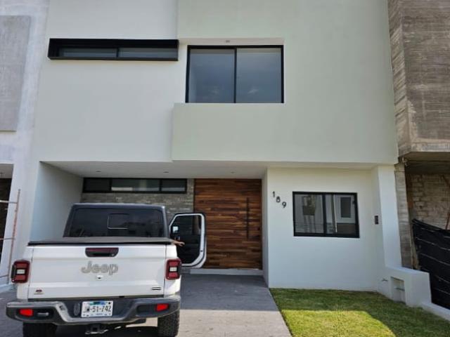 RENTA CASA EN COTO ALTANZA EN FRACC SOLARES, ZAPOPAN JAL