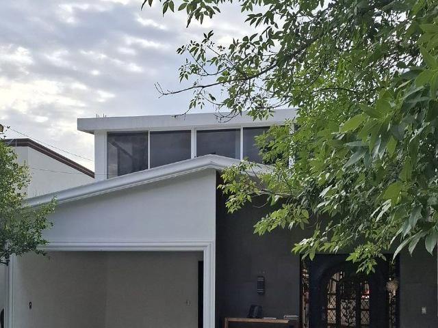 RENTA CASA EN EL CERCADO