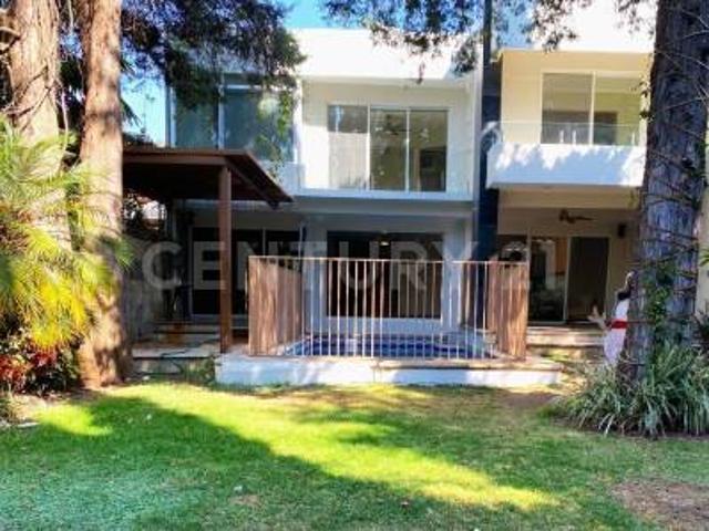 Renta casa en Fracc. Joyas de Cortés, Cuernavaca Mor. MM 08