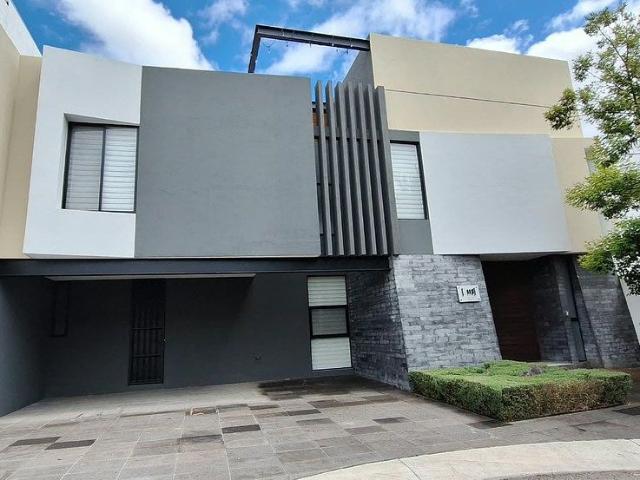 RENTA CASA EN LA VISTA RESIDENCIAL