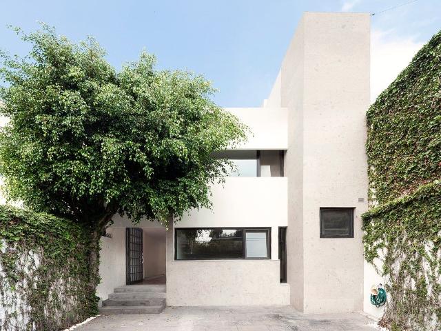 Renta casa en Lomas de Chapultepec