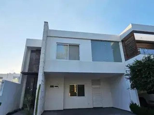Renta Casa En Loretta Ii Al Norponiente De La Ciudad Bi