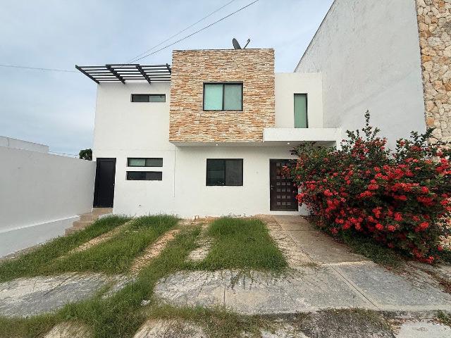 RENTA CASA EN PRIVADA SIN AMUEBLAR