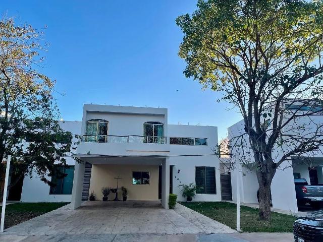 Renta Casa en Privada Paseo del Angel, Conkal, Yucatán