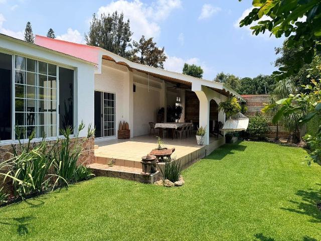 Renta casa en rancho contento opción con o sin muebles