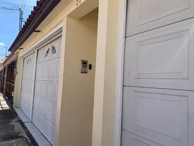 renta casa en residencial campestre en irapuato, centrico y práctico