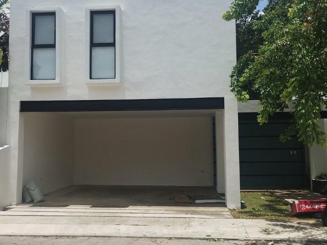 RENTA CASA en Temozon Norte