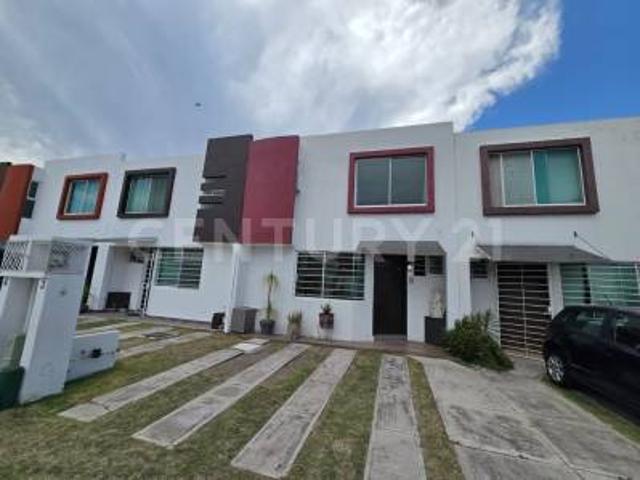 RENTA CASA FRACCIONAMIENTO, ZONA CUAUTLANCINGO!