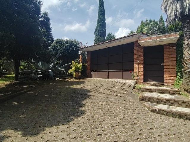 RENTA casa hermosa en LA CAMPIÑA