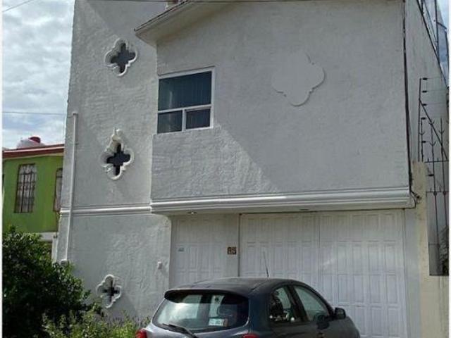 Renta casa independiente. Col. San Rafel Tlanalapan, San Martín Texmelucan, Puebla