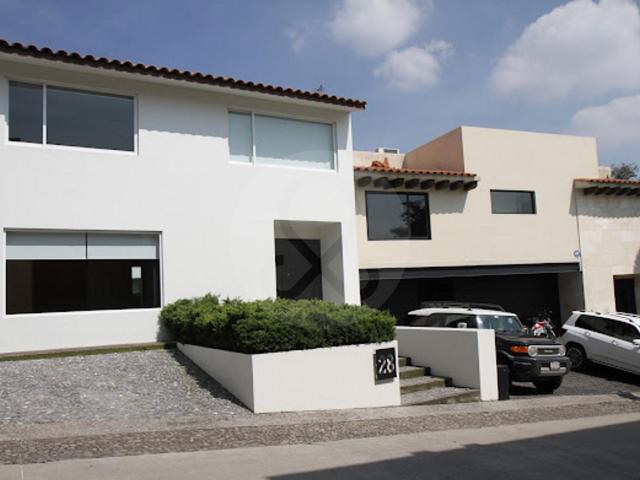 Casa En Condominio en renta en Bosque Real La Cuspide 3 Rec?maras
