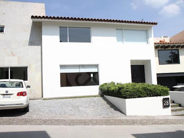 Casa En Condominio en renta en Bosque Real La Cuspide 3 Rec?maras