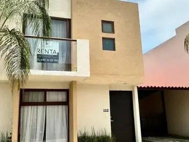 Renta Casa Puerta Real Privada Seguridad Alberca Cerca Coleg