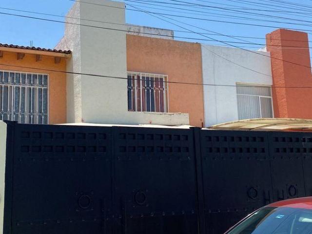 Casa en Renta en La Joya