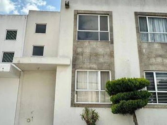 Renta Casa Residencial Del Parque Privada Seguridad Cerca He