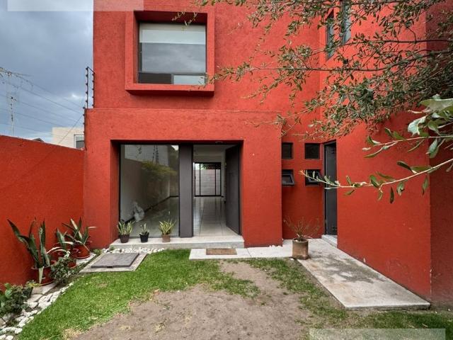 RENTA CASA SAN PEDRO CHOLULA ZONA LA PIRAMIDE