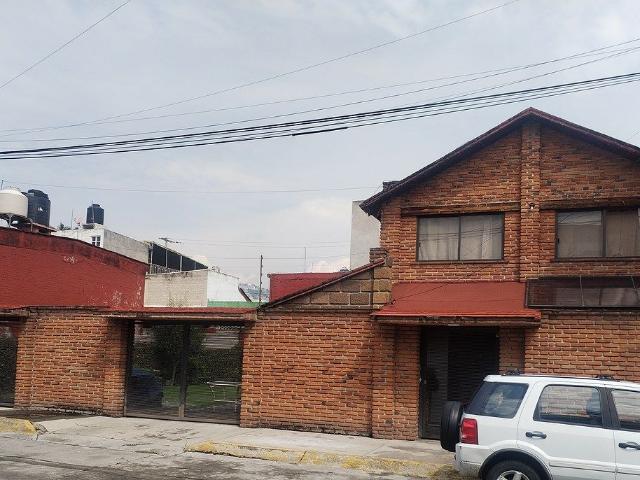 RENTA CASA UNA PLANTA JACARANDAS HBR
