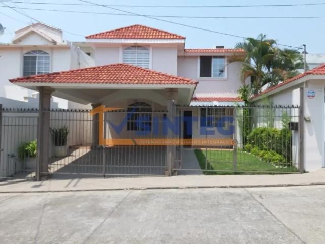 RENTA CASA 2 NIVELES COL. SANTA ELENA EN POZA RICA VERACRUZ