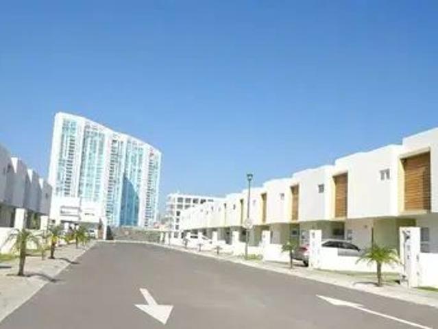 Renta Casa 3 Recamaras Cuarto Servicio Juriquilla Privada Se
