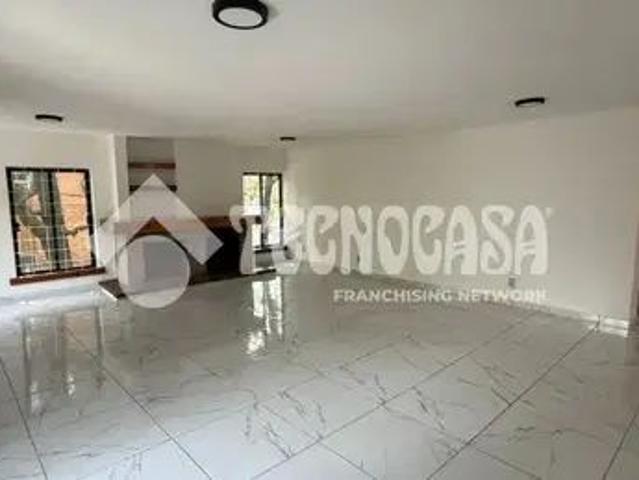 Renta Casas Barrio Santa Catarina T df0037 0351