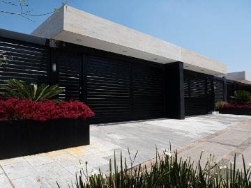 Renta Casas Nuevas en Lomas Country Naucalpan