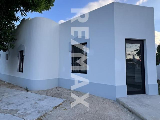 Renta casona sobre Av. Reforma y Plaza de Toros zona centro en Mérida, Yucatán