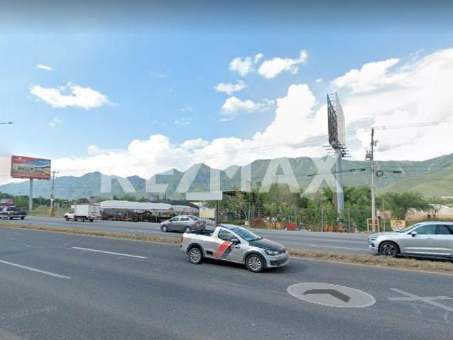 RENTA DE TERRENO COMERCIAL 1,000m2 en los Cavazos Santiago NL frente Carretera Nacional 1324