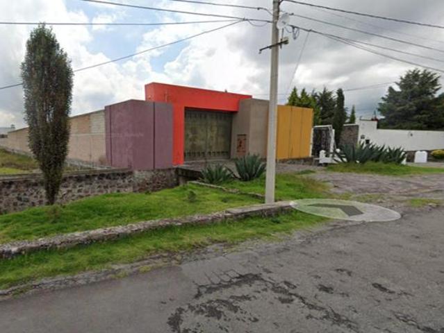 RENTA DE TERRENO EN AVENIDA DE LOS JINETES EN CACALOMACAN TOLUCA