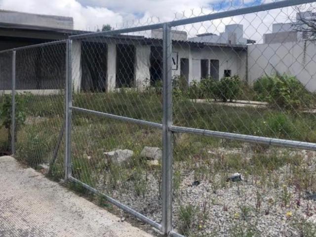 Renta de Terreno en Esq. Av. Las Torres en Metepec, Edo. Mex
