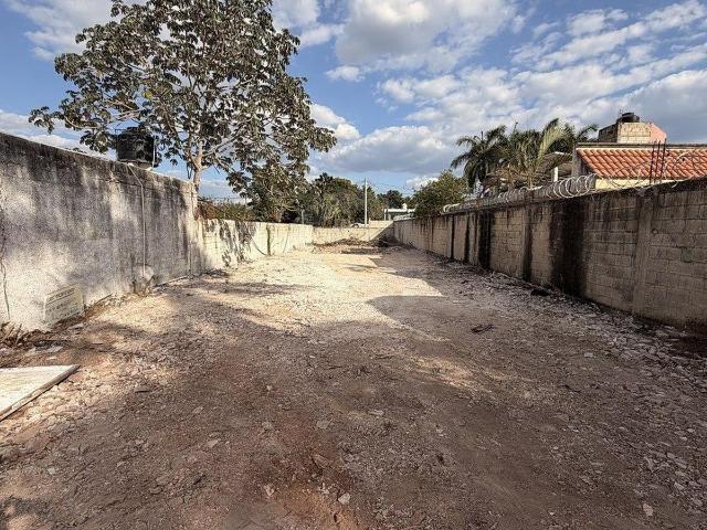 Terreno Residencial en renta frente al deportivo kukulkan