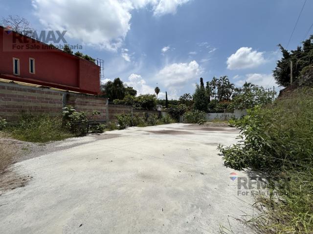 Renta de terreno sobre Avenida D?az Ordaz, Cuernavaca, Morelos?Clave 5833