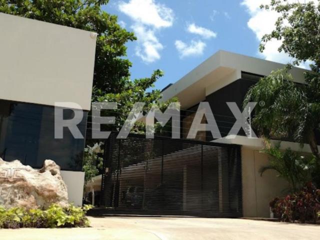 Renta de Townhouse amueblado en privada SITARA en Santa Gertrudis Copo