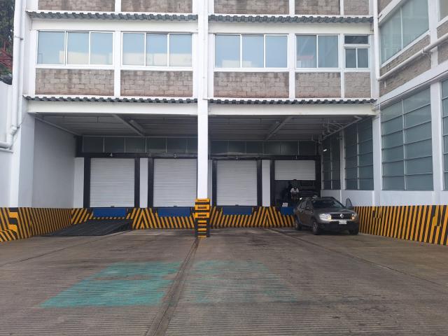Renta de Bodega Comercial en Naucalpan de Juárez