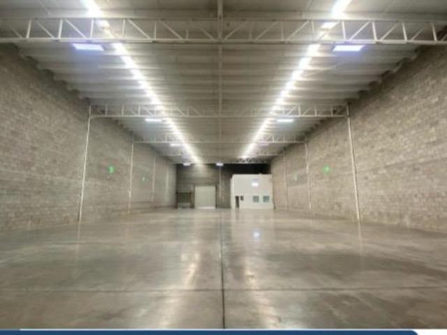 RENTA DE BODEGA EN COMPLEJO INDUSTRIAL CHIHUAHUA 1000MTS2