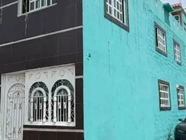 Renta De Casa Ampliada, Opcional A 3 Recamaras, Zona Para Eventos Familiares, Asador, Sala Comedor, Cocina, Cuarto De Servicio, Estacionamiento Para 2 Autos, Todos Los Espacios Se