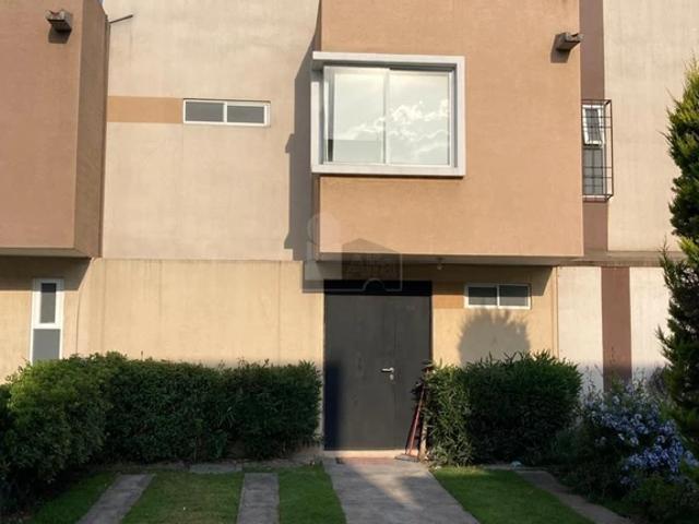 Renta de casa amueblada en Toluca, ubicada en el fraccionamiento Las Misiones DV 13025