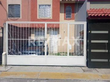 Ecatepec de Morelos, Mexico - Jardín, Estacionamiento