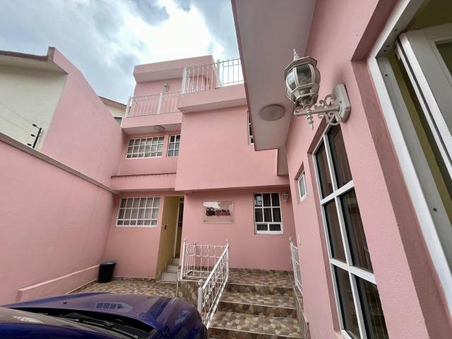 RENTA DE CASA con USO COMERCIAL EN TOLUCA