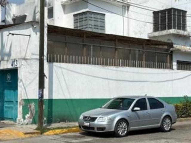RENTA DE CASA CON USO DE SUELO EN LA COLONIA 5 DE MAYO EN TOLUCA