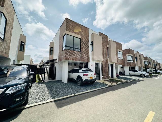 Renta de Casa en Alfaguara, Jamundi, Valle del Cauca | ID: 149989