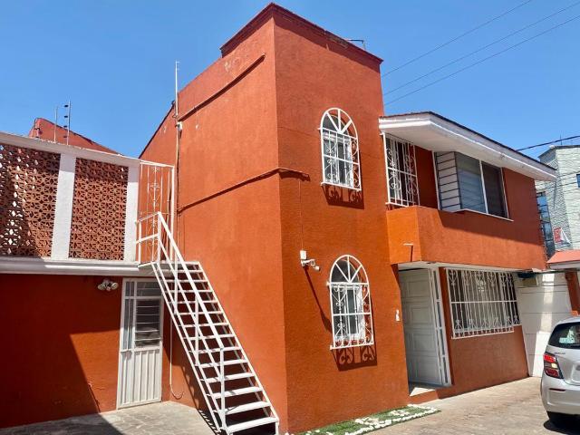 RENTA DE CASA EN BELISARIO DOMINGUEZ ZONA LA PAZ, PUEBLA