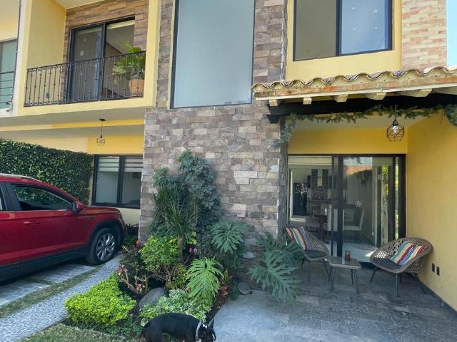 Renta de casa en condominio, Col. Lomas de Jiutepec, Jiutepec, Morelos?Clave 6141